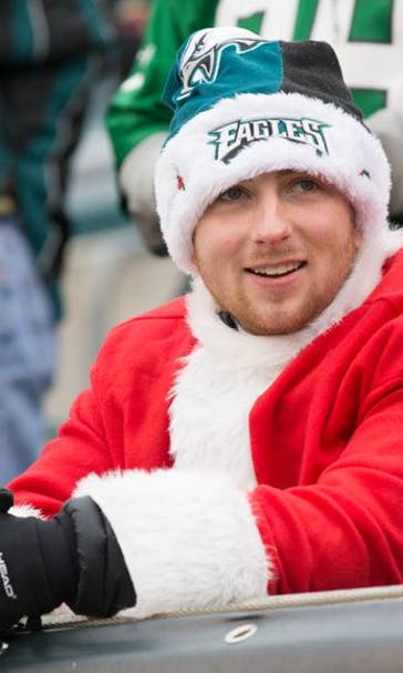 It's Time For Santa And The Philadelphia Eagles To Bury The Hatchet